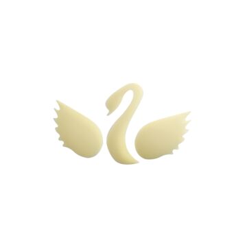 PURE WHITE CHOCOLATE SWAN