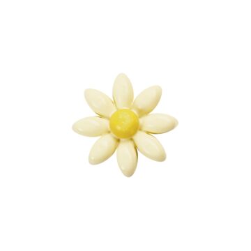 WHITE DAISY FLOWER